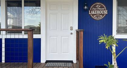 The LCpl Faver lake house sleeps 8 with a private beach and boat ramp