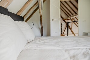 2 bedrooms, internet