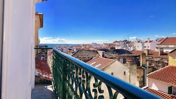 Shared Dormitory, 1 Bedroom, Balcony, City View | Property grounds