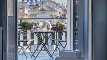 Apartment, Stadtblick | 3 Schlafzimmer, kostenloses WLAN