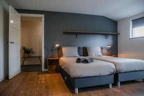 6 bedrooms, free WiFi, bed sheets - House in Leenderstrijp near Leenderbos Trails (Leende)