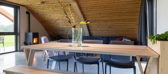 Chalet en Países Bajos con Vistas a Prados
