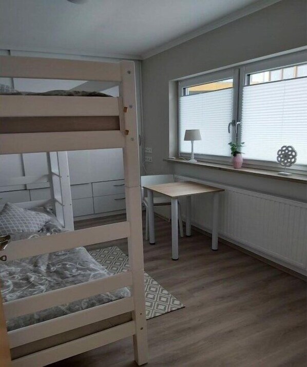 1 bedroom