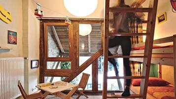 2 bedrooms, iron/ironing board