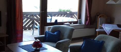 Smart-tv och en stereo