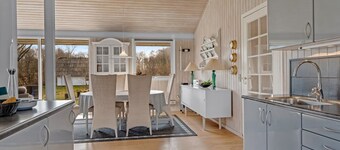 "Tosti" - 180m to the inlet by Interhome