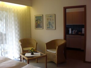 1 bedroom, free WiFi, bed sheets - Apartment 'Nr 2, 30qm' with Private Terrace, Shared Garden and Wi-Fi (Bad Herrenalb)