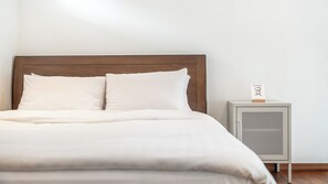 Basic Room, 1 Bedroom (B101(Private BBQ)) | 1 bedroom, free WiFi - Taean Anmyeondo Bohemia Village Pension (Taean)