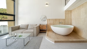 Phòng cơ bản, 1 phòng ngủ (A103(2F / European Whirlpool Tub)) | 1 phòng ngủ, truy cập Internet không dây miễn phí