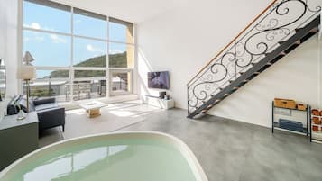 Basic Room, 1 Bedroom (C103(Spa/Private BBQ)) | 1 bedroom, WiFi (free)
