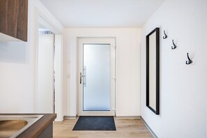 Interior - Apartment 'Fewo Blumenweg' with Private Terrace and Wi-Fi (Elzach)