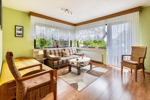 Apartment 'Ferienwohnung Neuenrade' with Shared Terrace, Shared Garden and Wi-Fi