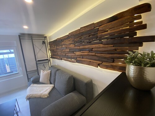 Ferienwohnung 'Nele' mit Bergblick, privater Terrasse und Wi-Fi