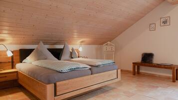 2 makuuhuonetta, ilmainen Wi-Fi, vuodevaatteet