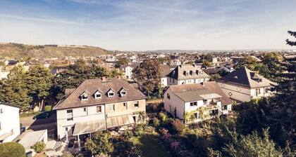 Apartment for 6 Modern retreat