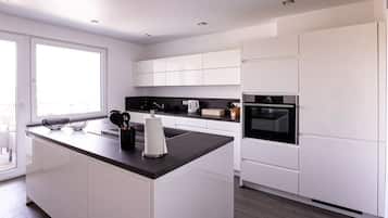 Kühlschrank, Ofen, Geschirrspüler