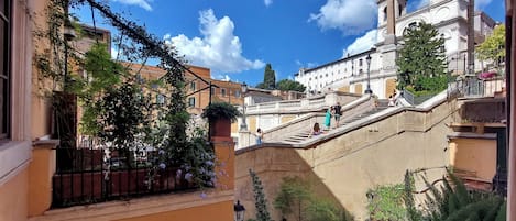 Apartment (3 Bedrooms) | Terrace/patio