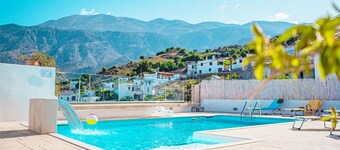 Asfentamos Pool apartment