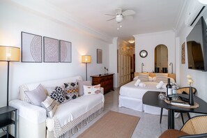 1 Schlafzimmer, Bügeleisen/Bügelbrett, kostenloses WLAN, Bettwäsche