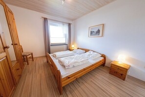 2 Schlafzimmer, Bügeleisen/Bügelbrett, kostenloses WLAN