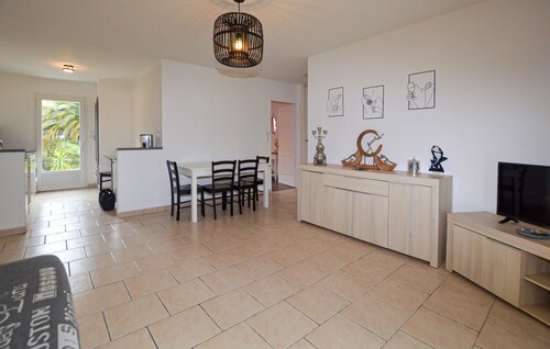 1 bedroom awesome home in Vignale