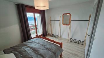 1 habitación, wifi gratis y ropa de cama