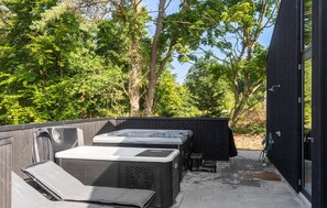 Bain à remous extérieur