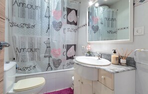 Douche, séchoir à cheveux