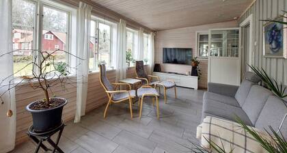 Amazing home in ör with WiFi