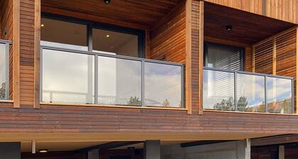 2 bedroom gorgeous home in Bjorli