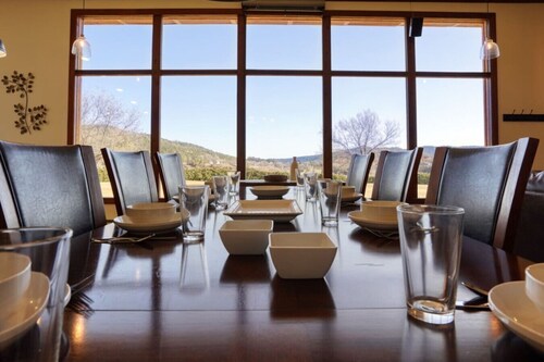 Luxury Vacation Home w/ Chef`s Kitchen