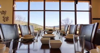 Luxury Vacation Home w/ Chef`s Kitchen