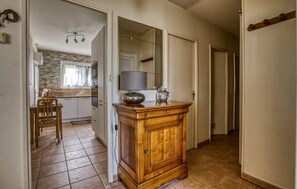 Kühlschrank, Ofen, Herdplatte, Geschirrspüler