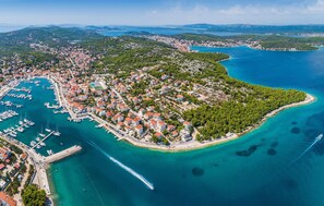 Aerial view - Nice apartment in Jezera with WiFi (Jezera)