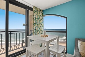 Dining - Oceanfront End Unit Condo with Pools and Hot tubs (North Myrtle Beach)
