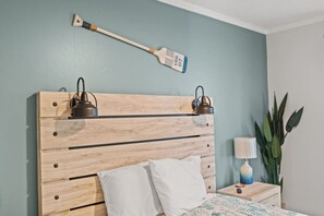 2 habitaciones, escritorio, tabla de planchar con plancha y wifi gratis 