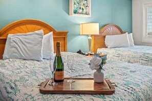 1 soverom, skrivebord, strykejern/-brett og wi-fi