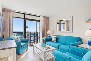 Smart TV, books - Oceanfront 2BR 2BA King Bed Condo with Kitchen WD (North Myrtle Beach)