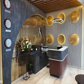 Reception - EMBASSY PARK Near US consulate (Chennai)