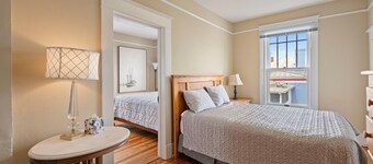 Downtown Luray Historic Home: Shenandoah • Caverns