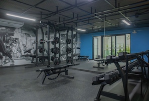 A comfortable and functional gym - w* | Stylish 1BR with Balcony in Miraflores (Miraflores)