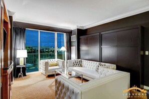 Téléviseur, bureau