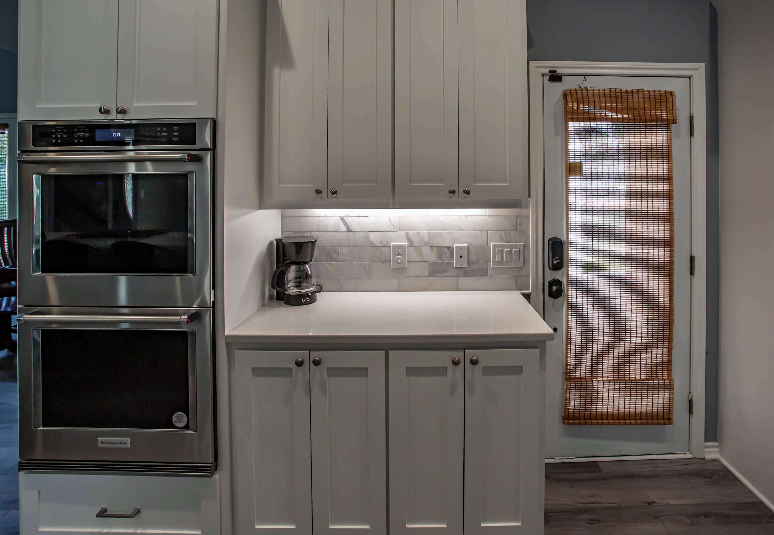 Frigorífic, microones, forn i placa de cuina 