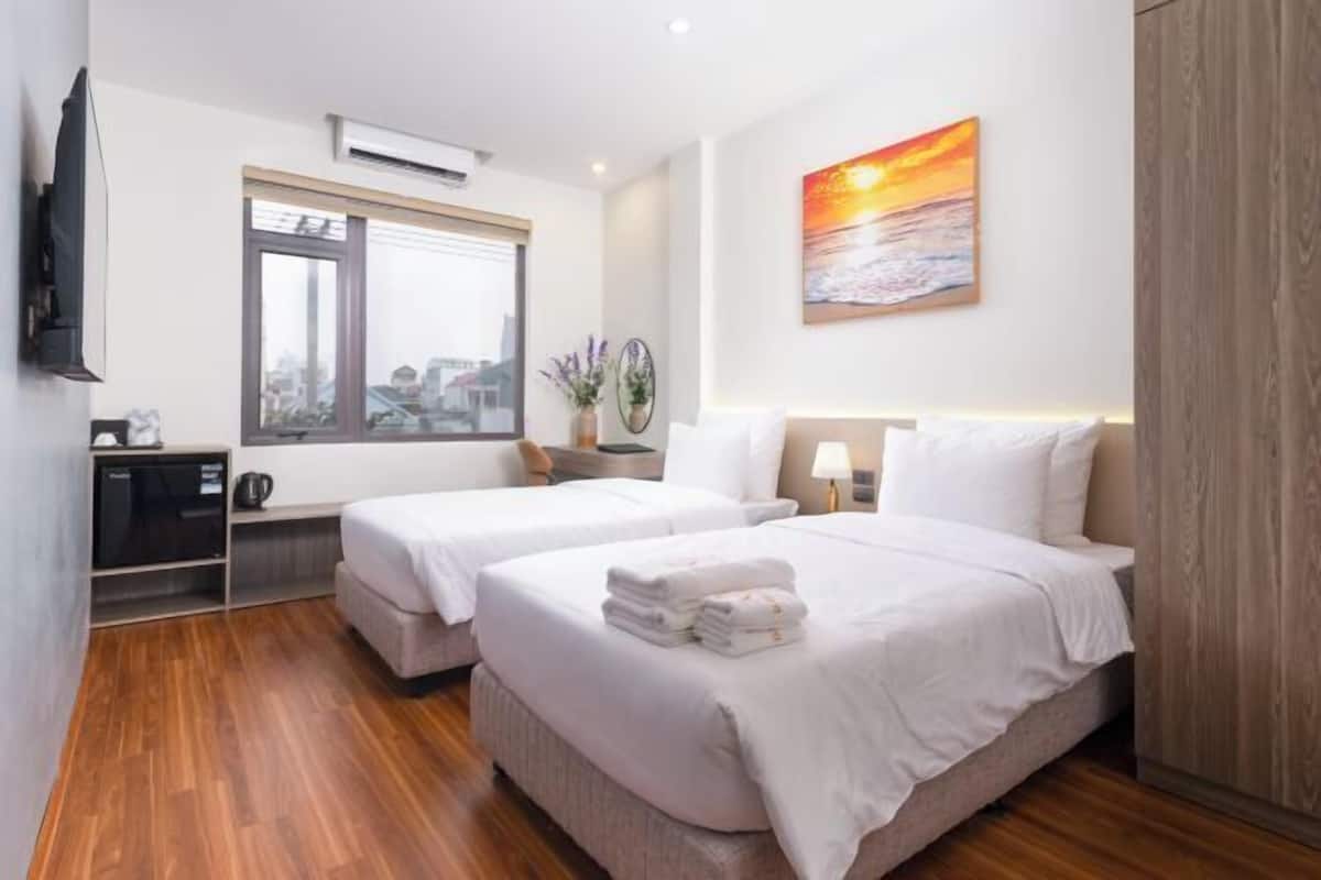 1 habitación, minibar, insonorización y camas extra