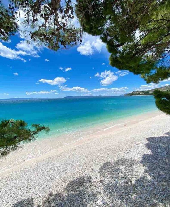 Beach - Villa " Ljubini Dvori " Beauty Under the sky Walk (Tucepi)