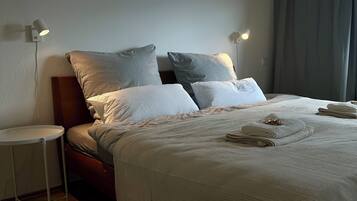 1 Schlafzimmer, Schreibtisch, Bügeleisen/Bügelbrett, kostenloses WLAN