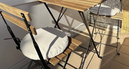 Große, stilvolle 70qm Wohnung in Neuss nahe Düsseldorf