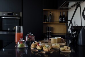 Fridge, oven, stovetop, dishwasher - Civic Savoy Apartment (Rosolini)