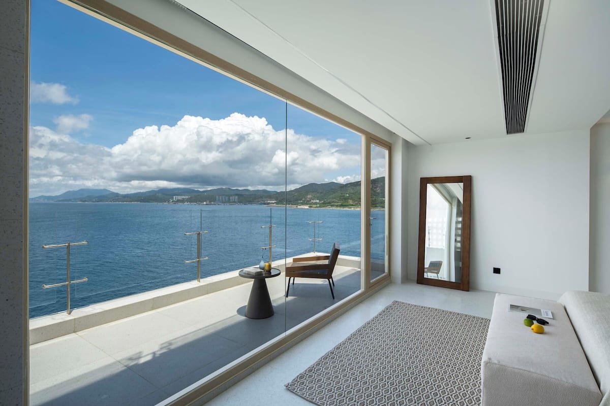 Luxury Twin Room, Balcony, Sea View | Premium bedding, down comforters, free minibar, individually decorated