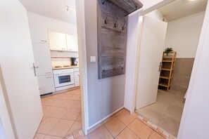 Réfrigérateur, four, plaque de cuisson, lave-vaisselle